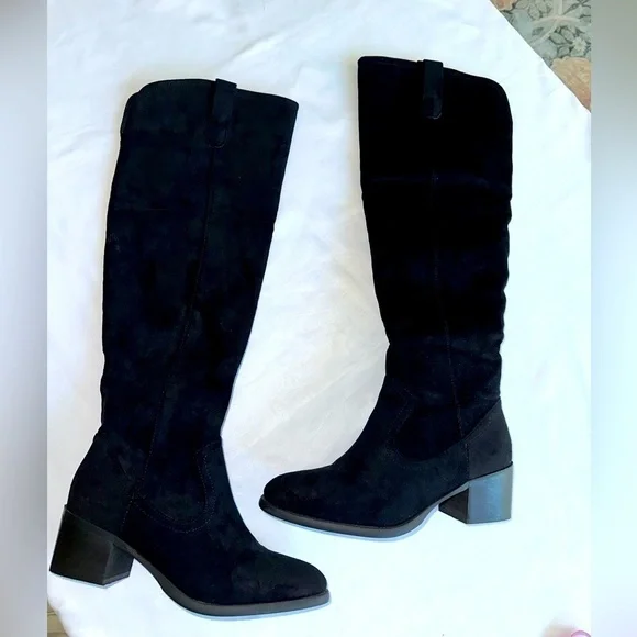 BLACK BOOTS - Picture 1 of 7